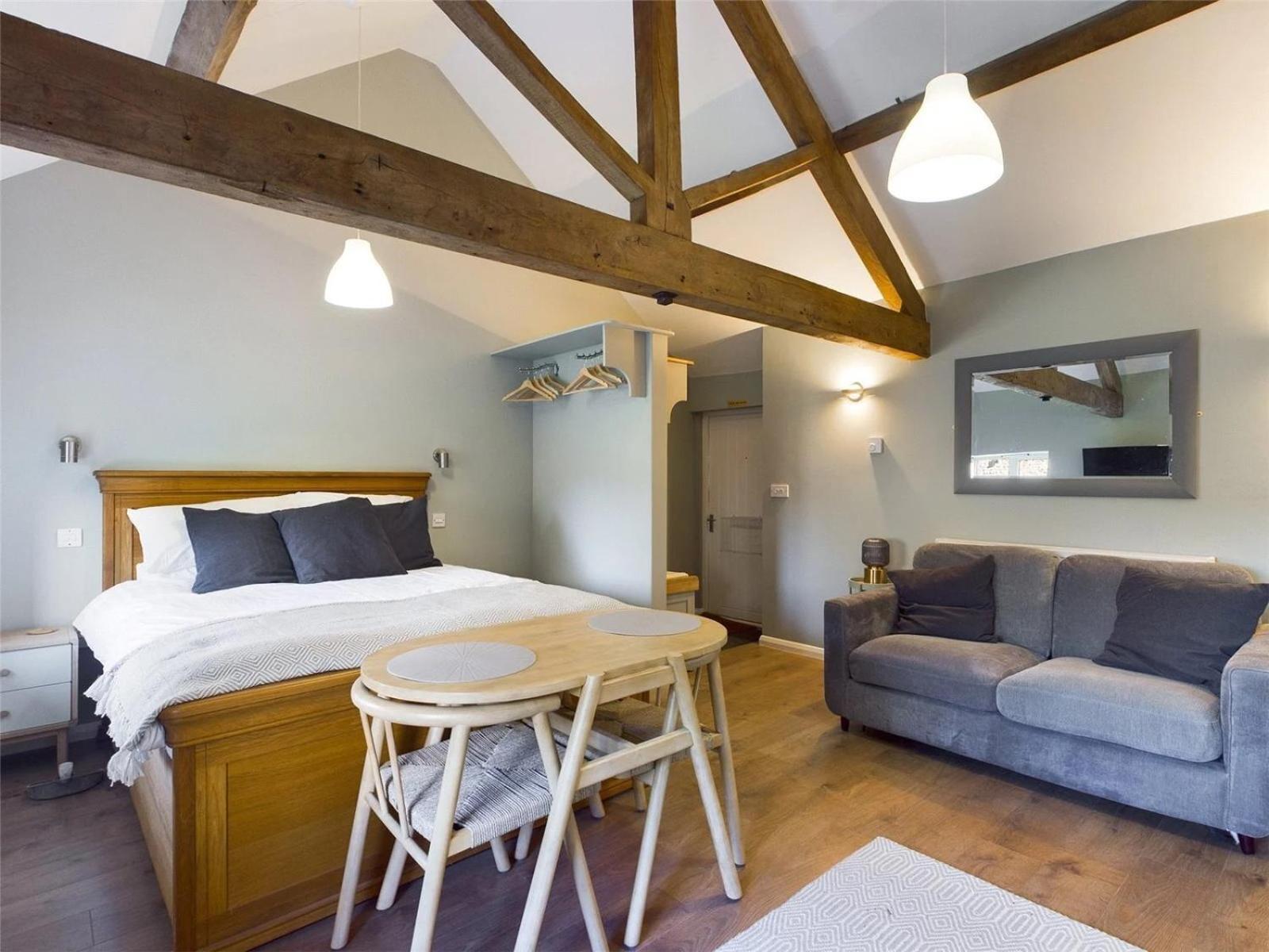 Wagtail Lodge Foy エクステリア 写真
